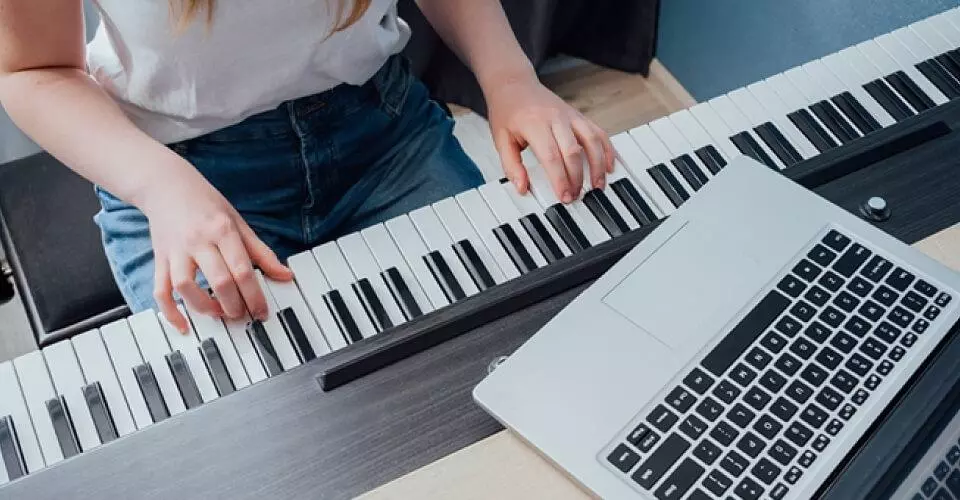 keyboardists Клавишники (пианисты)